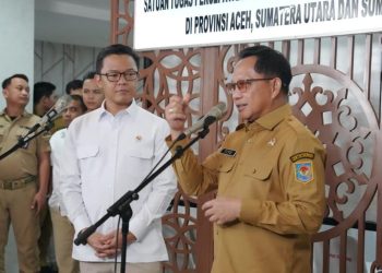 Menko PMK Sugiono Mengapresiasi Kinerja Satgas PRR dalam Memulihkan Sumatra