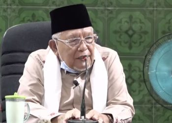 Pengasuh Ponpes Daarul Rahman KH Syukron Ma’mun Wafat