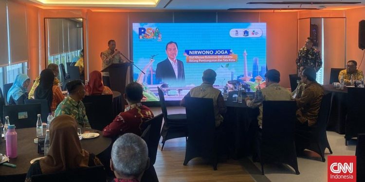 10 Lurah Finalis Benyamin S Award Melaksanakan Penilaian Presentasi