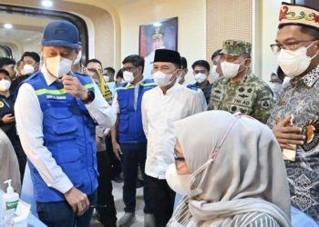 Menkes Beri Penjelasan Terkait Foto Penggunaan Tabung Oksigen di Palangka Raya