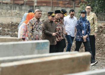 Normalisasi Kali Mampang Pramono Pastikan DKI Siap Hadapi Musim Hujan