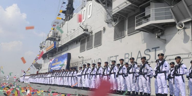 KRI Sriwijaya 100 Siap Membantu Penanganan Bencana